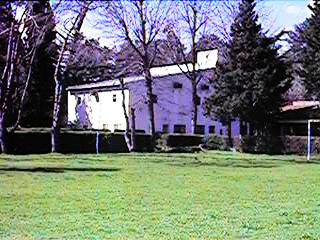 qvlin031.jpg (25408 bytes)