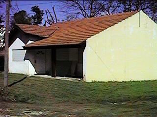 qvlin036.jpg (17955 bytes)